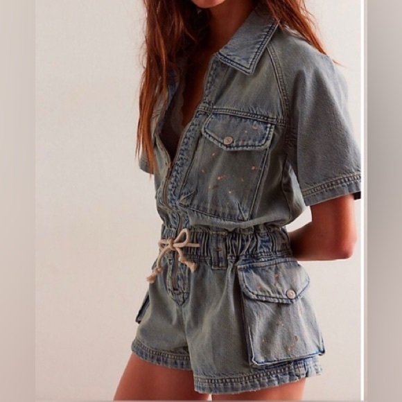 We The Free Mojave Denim Shortall Romper Free People Denim Size M - Picture 1 of 16